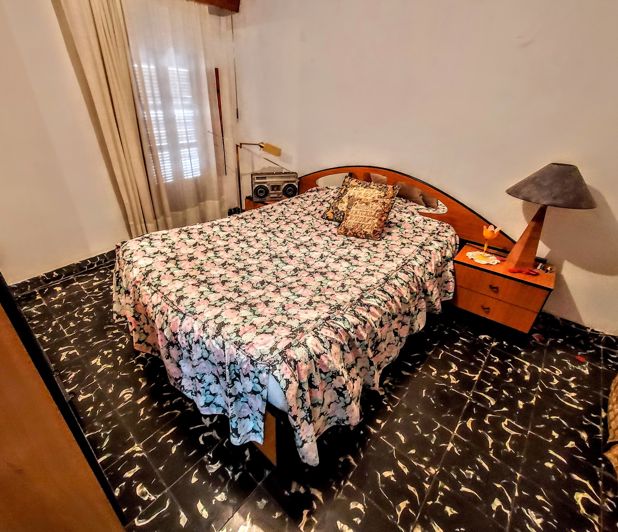 Image No.6-2 Bed Townhouse for sale