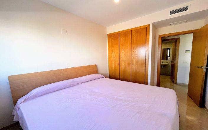 Image No.13-2 Bed Property for sale