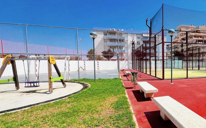 Image No.33-2 Bed Property for sale