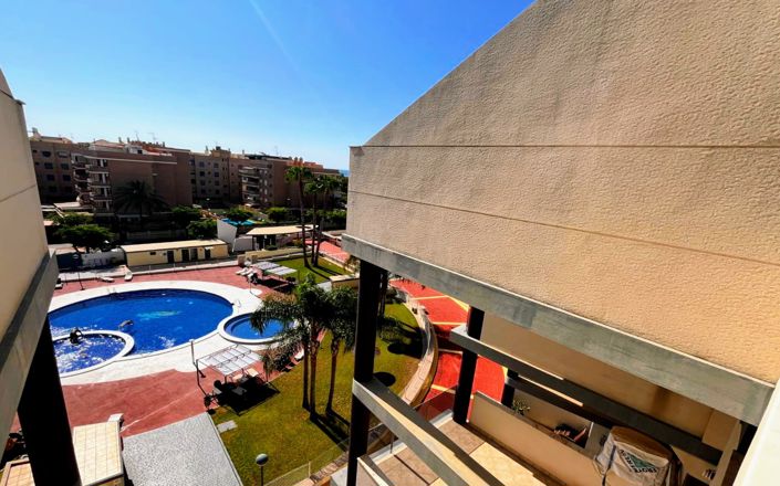 Image No.35-2 Bed Property for sale
