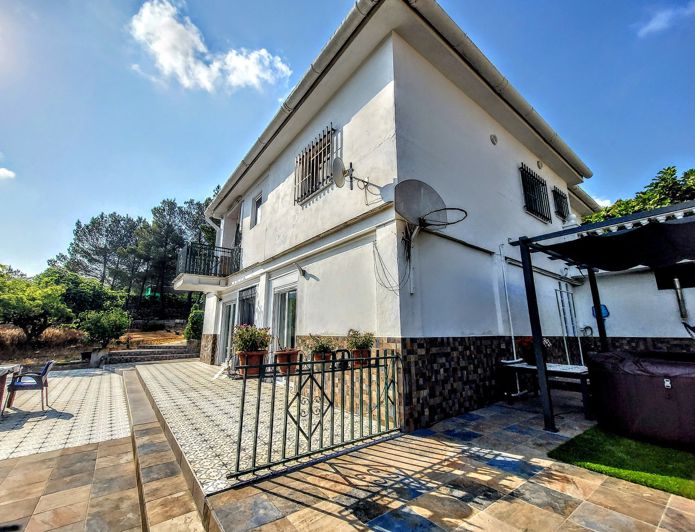 Image No.36-4 Bed Villa for sale