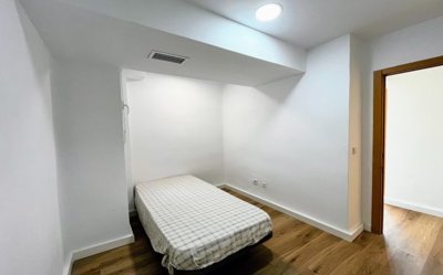 8542549