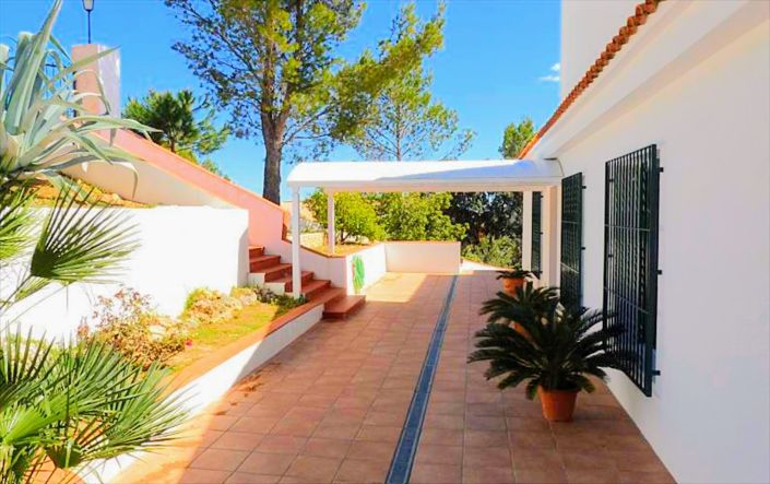 Image No.24-3 Bed Villa for sale