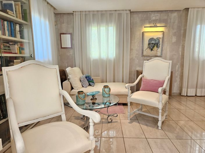 Image No.7-Villa de 5 chambres à vendre à La Pobla de Vallbona