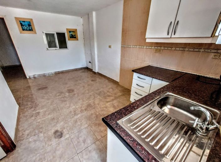 Image No.25-4 Bed Villa for sale