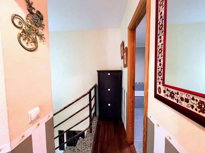 Image No.24-2 Bed Apartment for sale