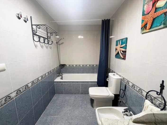 Image No.24-2 Bed Apartment for sale