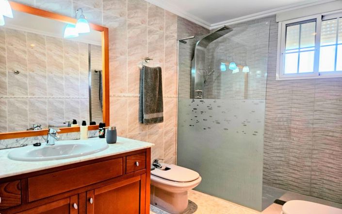 Image No.21-Villa de 4 chambres à vendre à La Pobla de Vallbona