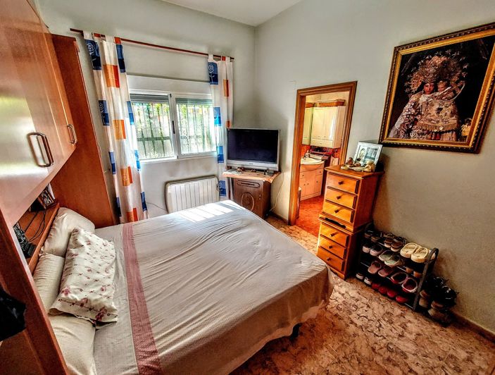 Image No.12-5 Bed Villa for sale