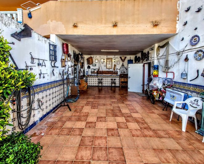 Image No.31-5 Bed Villa for sale