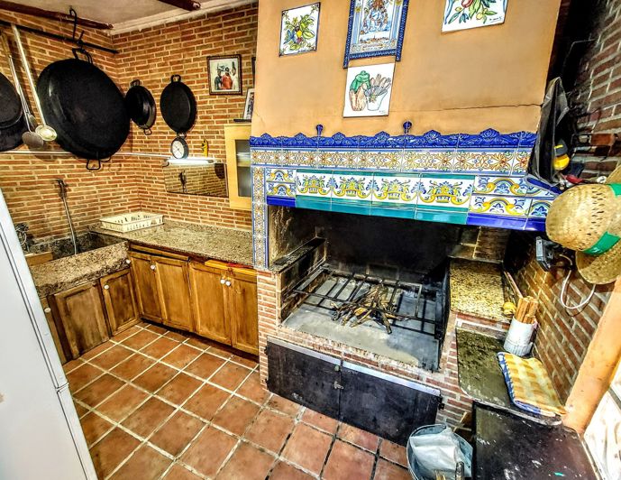 Image No.34-5 Bed Villa for sale