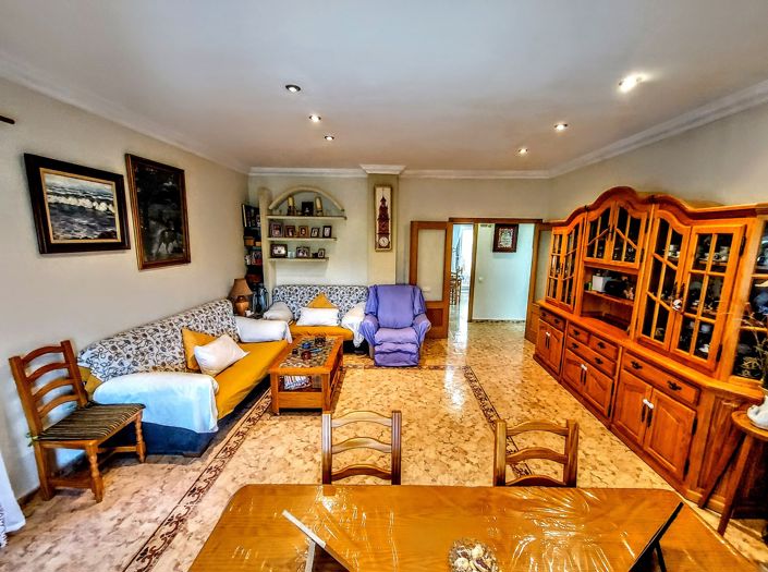 Image No.7-5 Bed Villa for sale