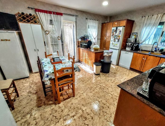 Image No.8-5 Bed Villa for sale