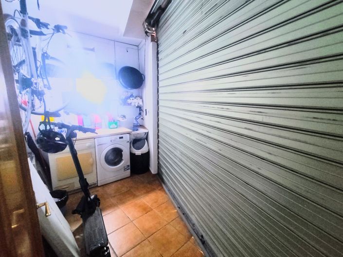 Image No.12-3 Bed Townhouse for sale