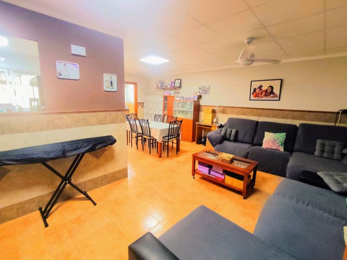 Image No.2-3 Bed Townhouse for sale