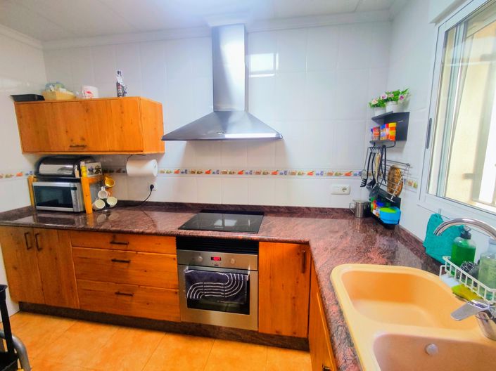 Image No.3-3 Bed Townhouse for sale