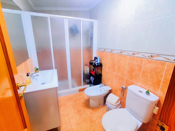 Image No.4-3 Bed Townhouse for sale