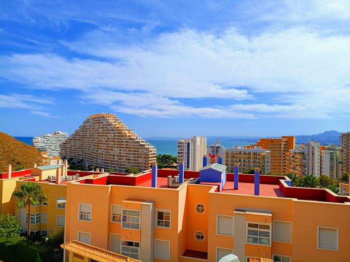 Image No.19-4 Bed Townhouse for sale