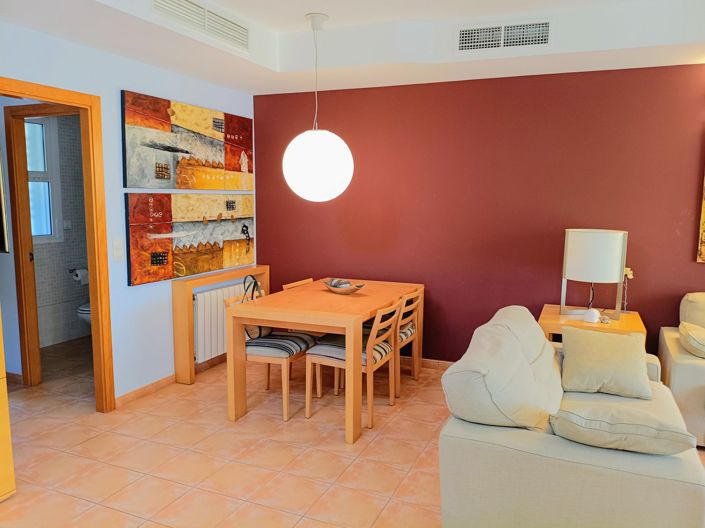 Image No.4-4 Bed Townhouse for sale