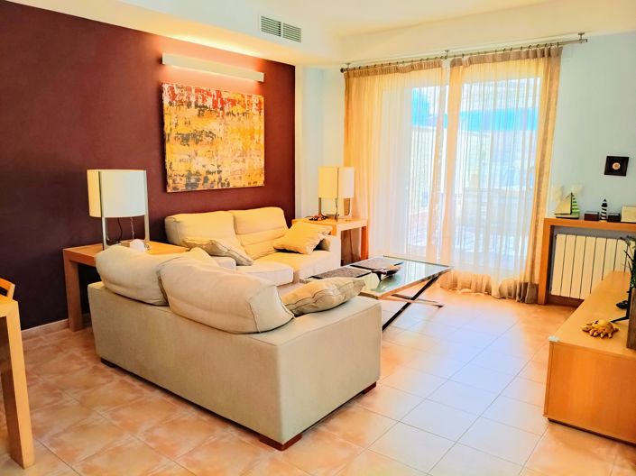 Image No.5-4 Bed Townhouse for sale