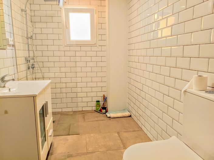 Image No.11-6 Bed Villa for sale