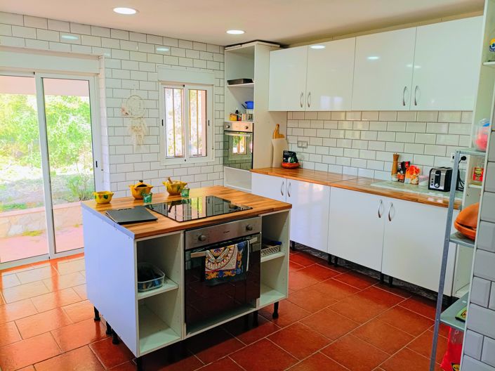 Image No.3-6 Bed Villa for sale