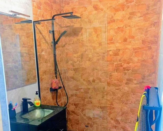 Image No.11-1 Bed Townhouse for sale