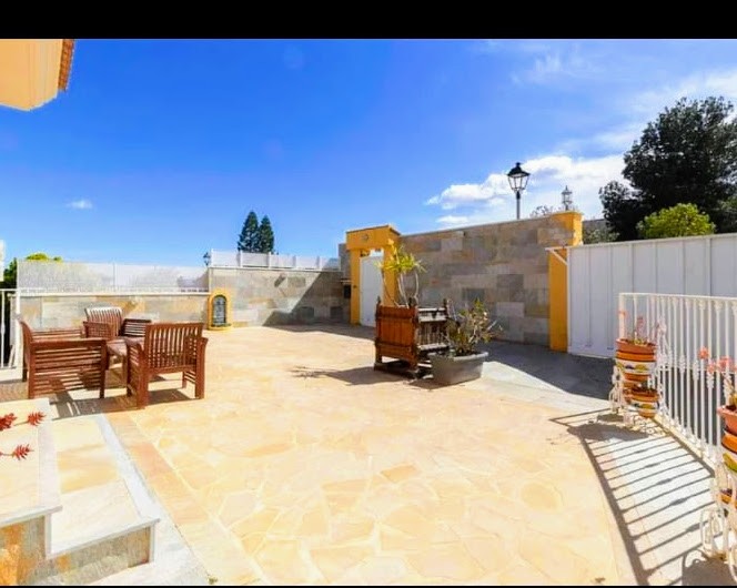 Image No.3-4 Bed Villa for sale