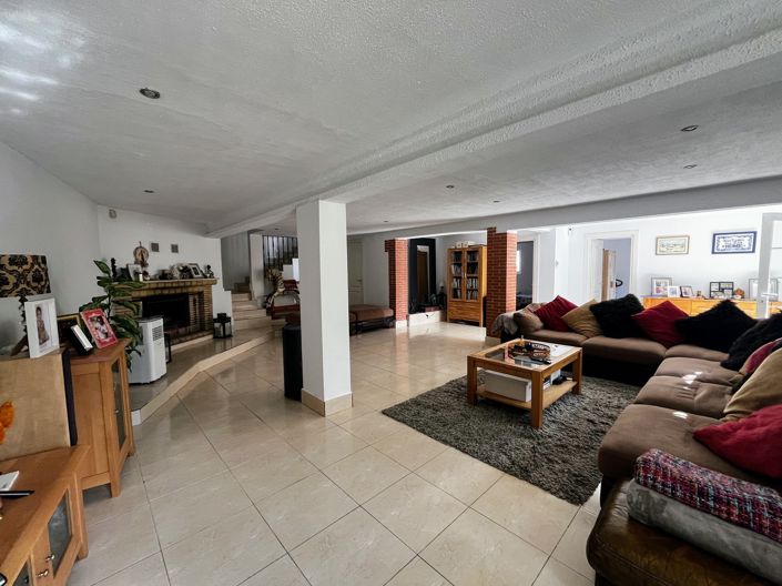 Image No.13-5 Bed Villa for sale