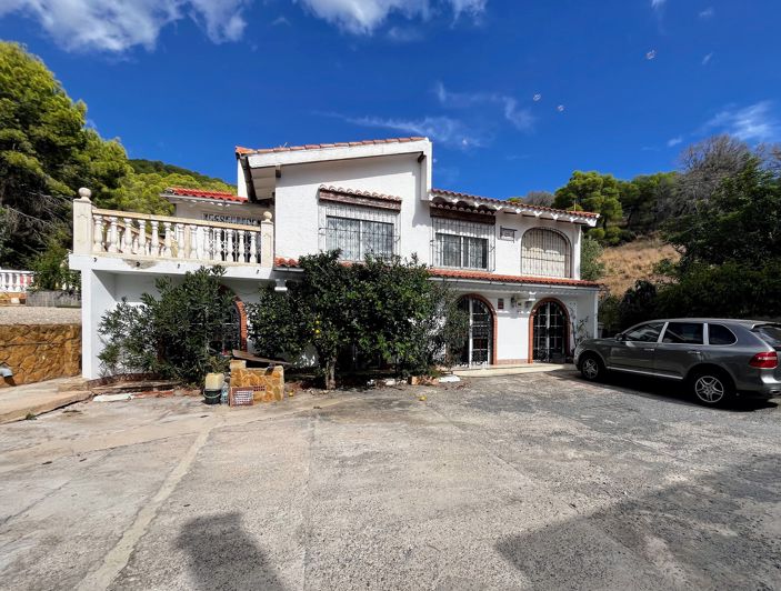 Image No.2-5 Bed Villa for sale