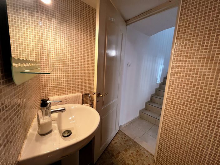 Image No.24-5 Bed Villa for sale