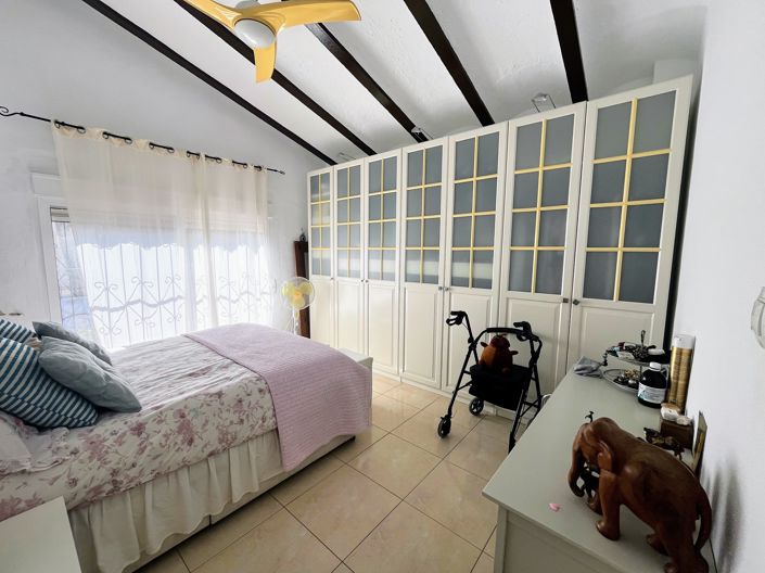 Image No.34-5 Bed Villa for sale