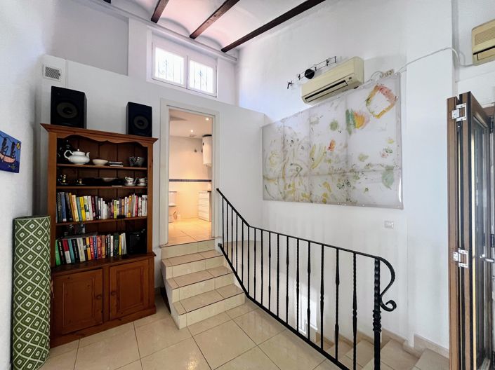 Image No.38-5 Bed Villa for sale