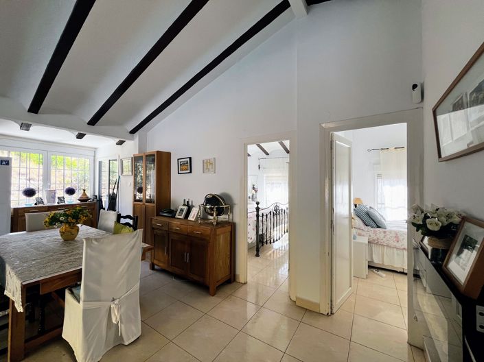 Image No.4-5 Bed Villa for sale