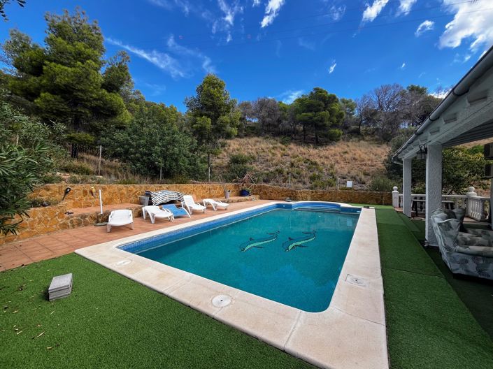 Image No.8-5 Bed Villa for sale