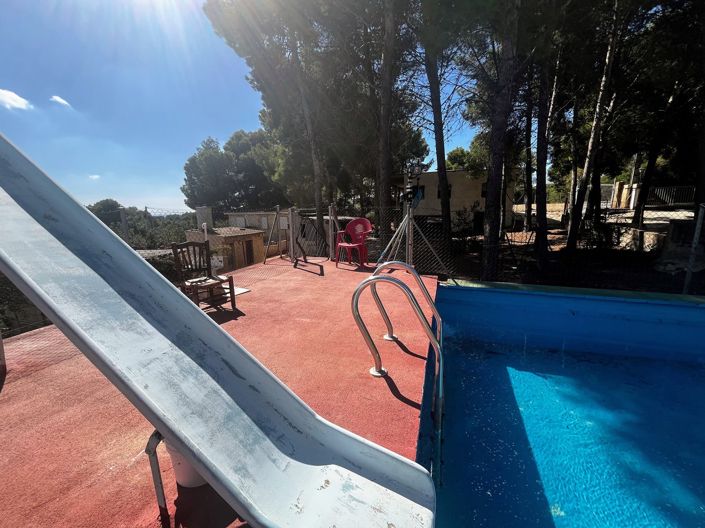 Image No.4-6 Bed Villa for sale