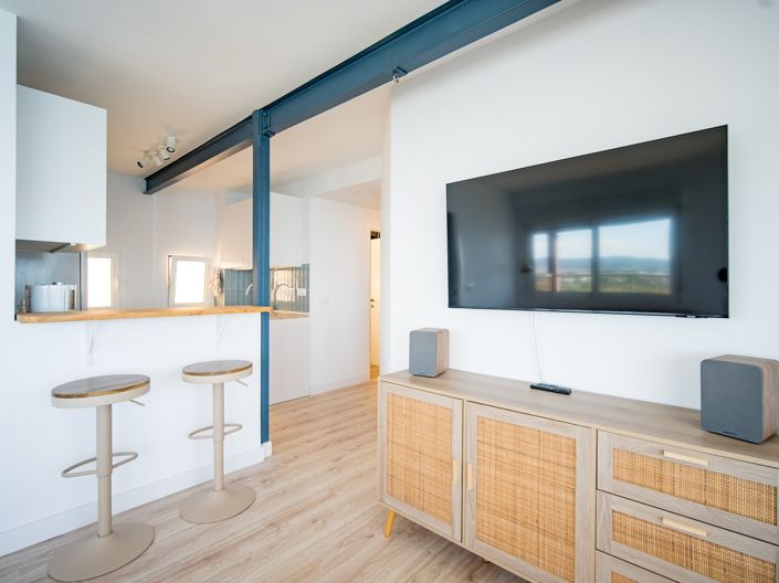 Image No.8-2 Bed Apartment for sale