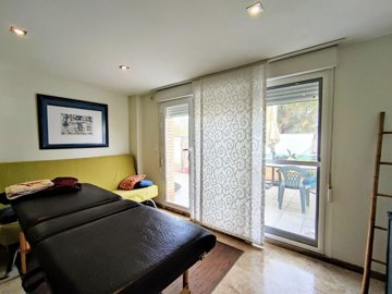ncb55788409770