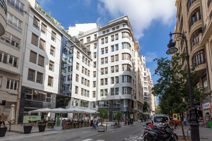 Image No.1-5 Bed Apartment for sale