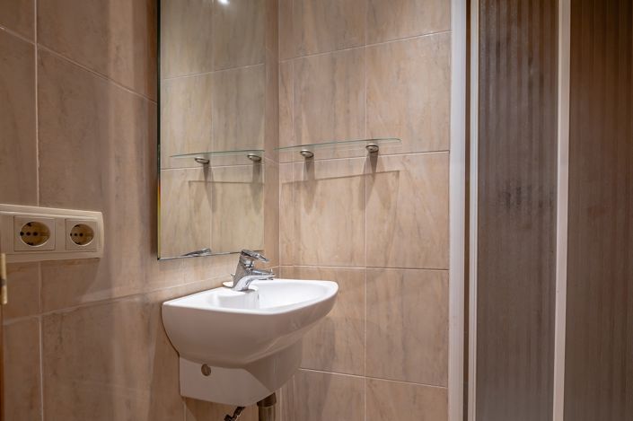 Image No.33-5 Bed Apartment for sale