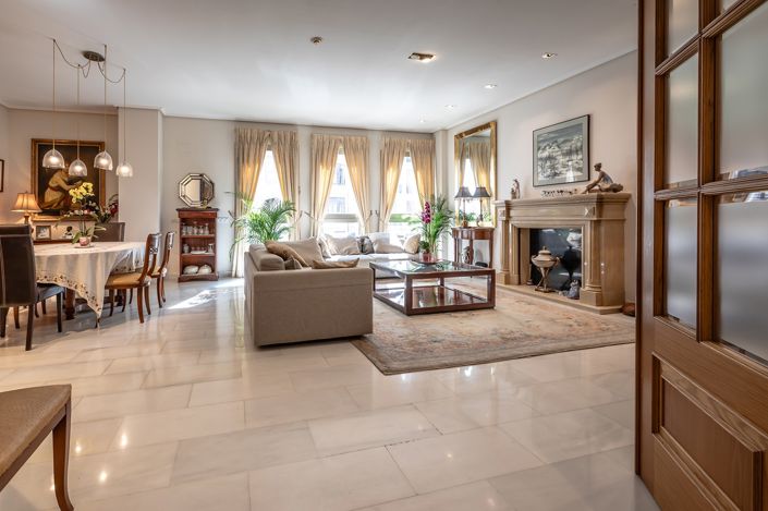 Image No.4-5 Bed Apartment for sale