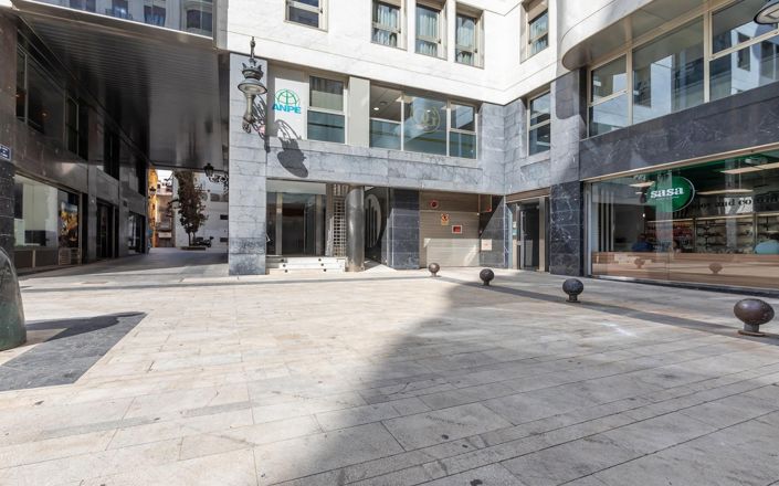 Image No.43-5 Bed Apartment for sale