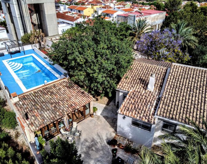 Image No.1-4 Bed Villa for sale