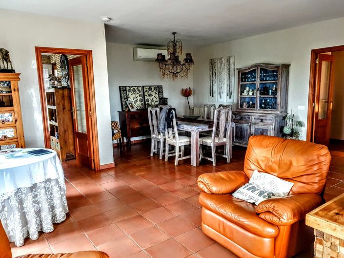 Image No.11-4 Bed Villa for sale