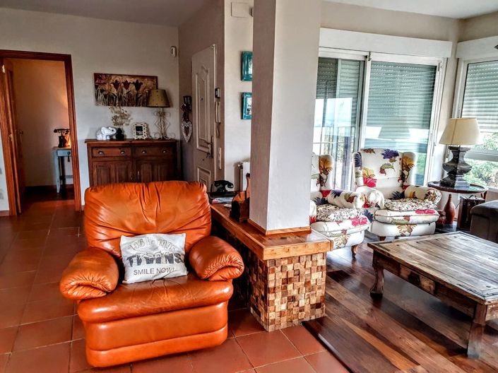 Image No.13-4 Bed Villa for sale