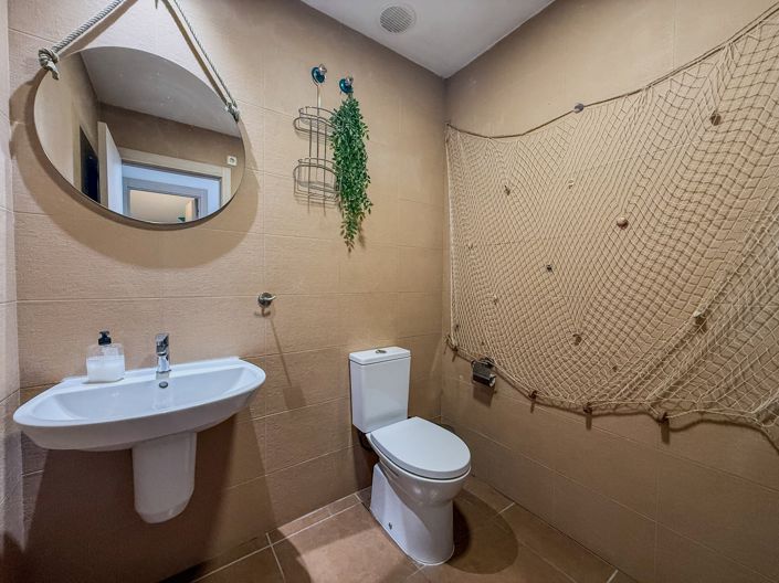 Image No.10-2 Bed Apartment for sale