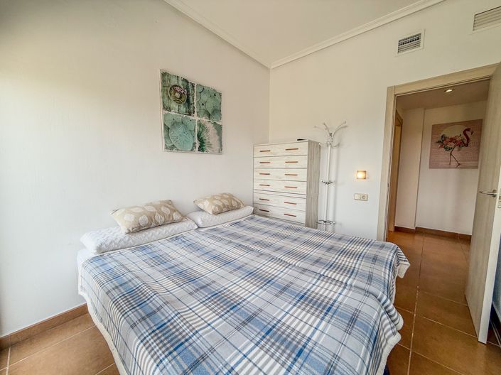 Image No.4-2 Bed Apartment for sale