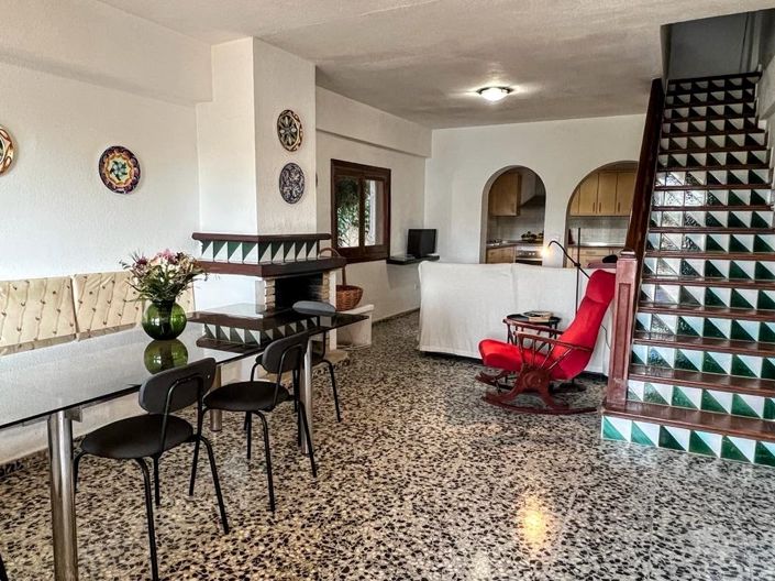Image No.4-4 Bed Villa for sale