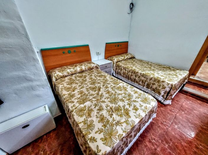 Image No.17-3 Bed Villa for sale