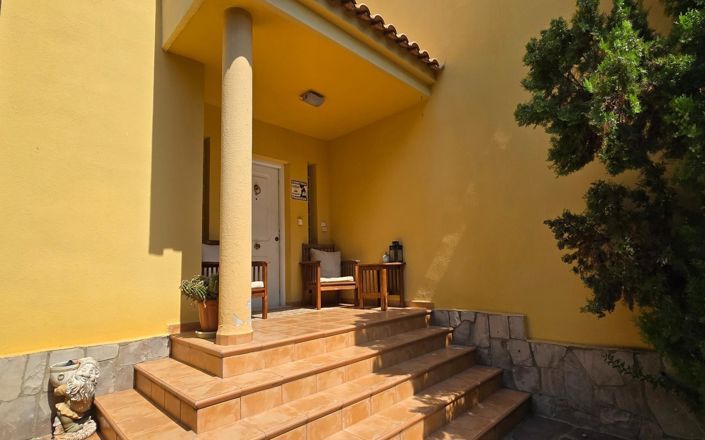 Image No.10-5 Bed Villa for sale